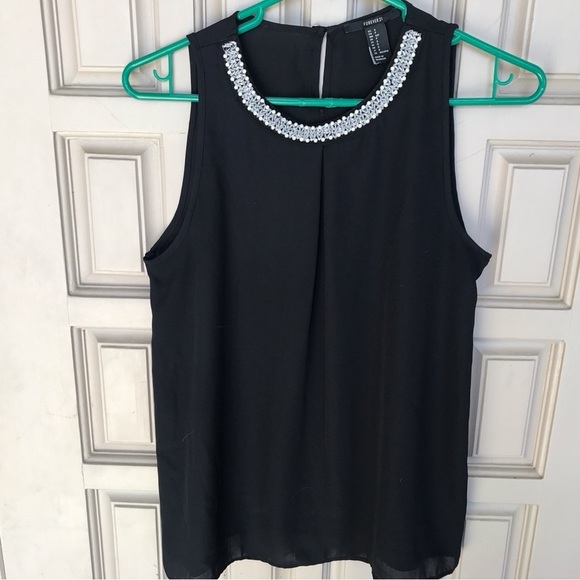 Forever 21 black creek pull over can keyhole back front pleat, embellished SzS - Picture 10 of 10